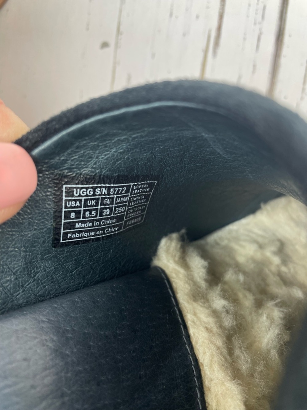 UGG Abbie Clog - Picture 5 of 16